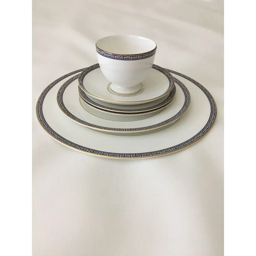 Wedgwood Palatia 6 Piece Place Setting Bone China Blue Gold Greek Key England